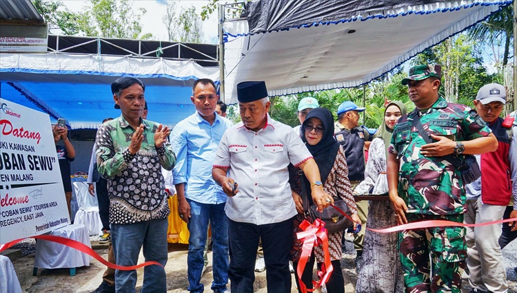 Dukung Pariwisata Malang, Bupati Malang Resmikan Papan Nama di Coban Sewu