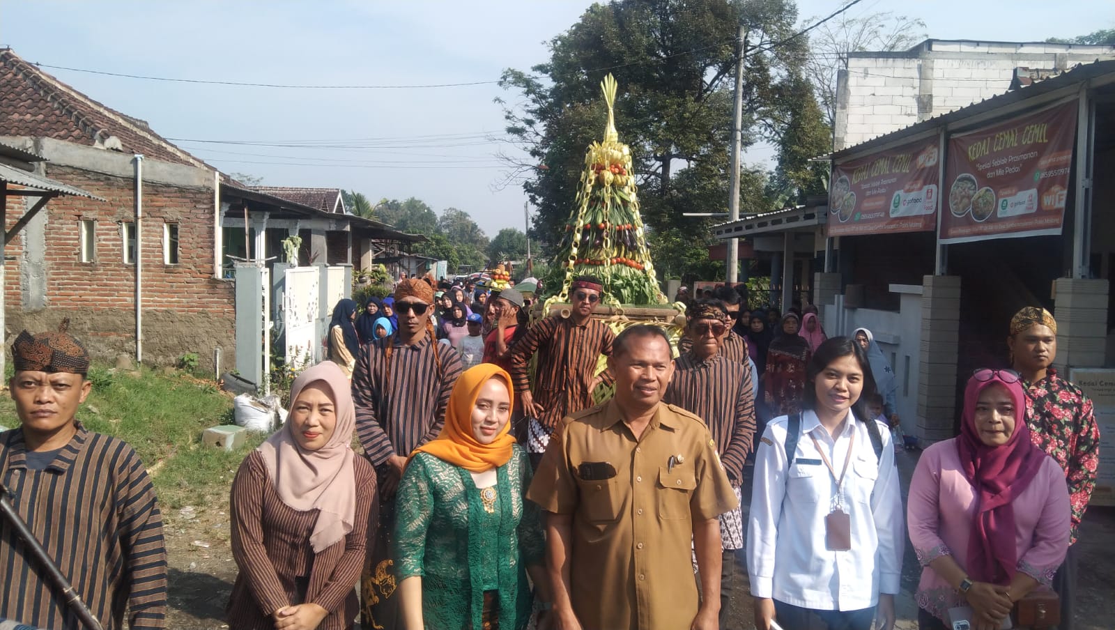 Bersih Desa Sumber Kradenan