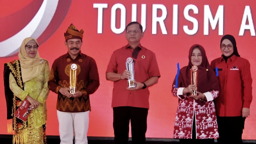 Ikut Serta Perdana, Kab. Malang Borong 3 Penghargaan di Trisakti Tourism Awards