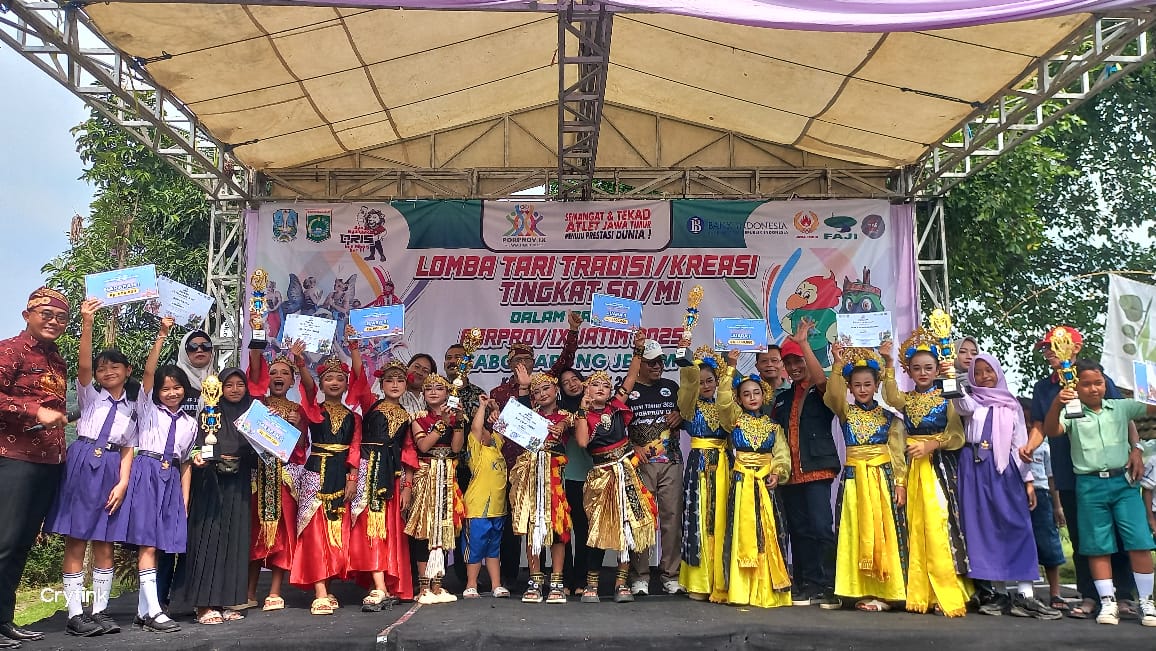 Penyerahan Hadiah dan Penutupan Lomba Tari Tradisional dan Kreasi: Meriahkan dengan Seni dan Edukasi
