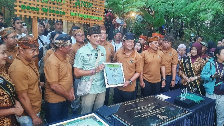 Visitas ADWI, Menteri Parekraf : Dewi Anom, Desa Wisata Terbaik di Indonesia