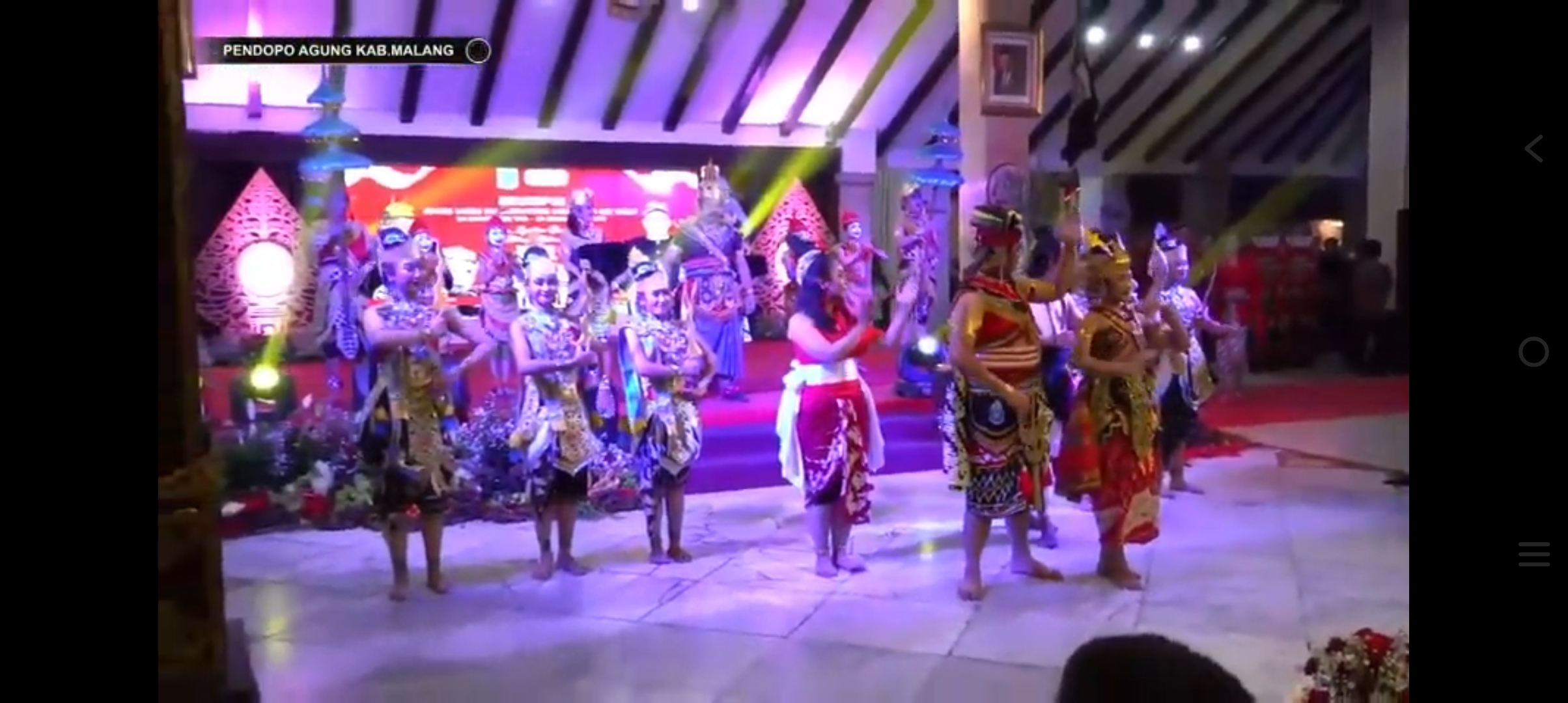 Malang Amukti Praja Lakon Sendra Tari Garapan Disparbud dan Sanggar Tari Ginaris Art Indonesia Meriahkan Puncak Hari Jadi ke 1262 Kabupaten Malang