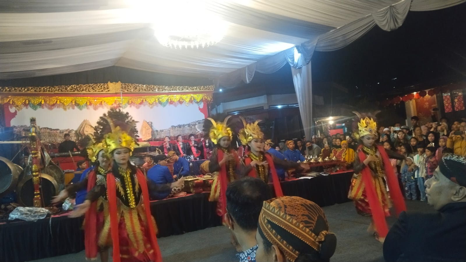 Pagelaran Wayang kulit dalam rangka memperingati Haul Eyang RM Iman Soedjono yang ke-149