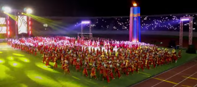 Pertunjukan Spektakuler Tari Bapang Masal Penutupan Porprov IX Jawa Timur 2025 dengan Meriah